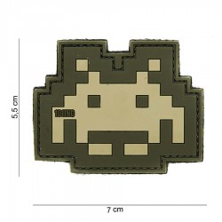 Patch 3D PVC Space invader avec velcro de la marque 101 Inc (444100-3945)