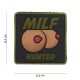 Patch 3D PVC Milf hunter avec velcro de la marque 101 Inc (444130-3981)