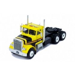 Freightliner FLC120 64T jaune 1977 1/43