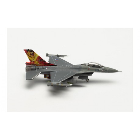 Miniature – F-16A fighting falcon du 322 squadron (à l’échelle 1/200) de la marque Herpa (571678)
