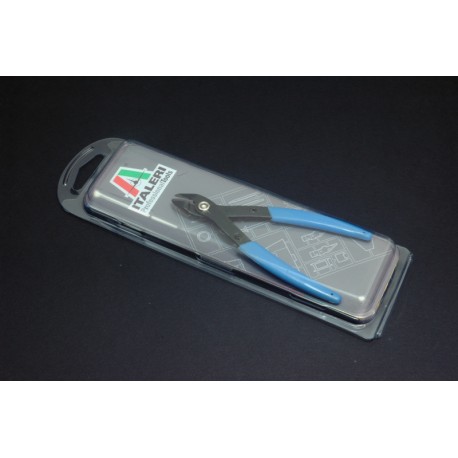 Maquette – Pince coupante de la marque Italeri (50811)