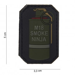 Patch 3D PVC M-18 smoke ninja bague rouge (avec velcro) de la marque 101 Inc (13003 | 444110-3702)